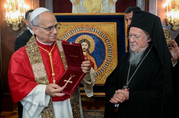 Pope Leo XIV meets and prays with Ecumenical Patriarch in Istanbul