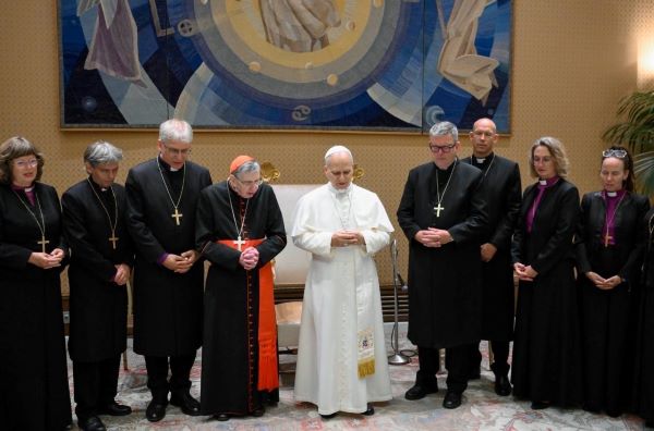 Pope: Christians should seek communion and foster peace together
