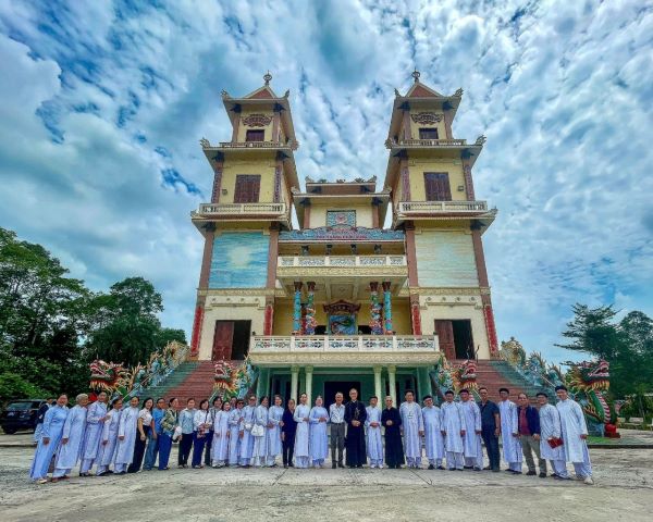 Inter Dialogue between Pastoral Institute of Saigon Archdiocese & Tien Thien Caodai Academy