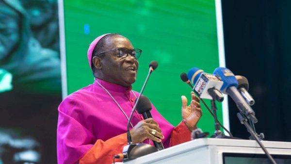 Nigeria: Bishop Kukah warns against normalising violence, emphasises hope in the risen Christ