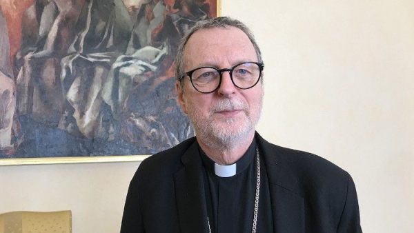 Cardinal Gugerotti: Give to avoid being complicit with those who set world ablaze