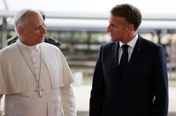 Pope Leo XIV bids farewell to France