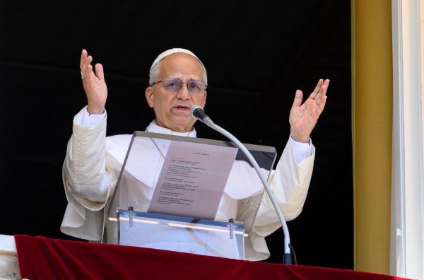 Pope: May God guide world leaders towards a just and lasting peace