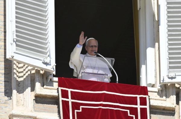 Pope at Angelus: Christian joy is ‘gift of God for world’s salvation’